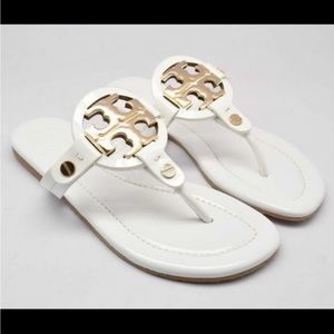 Like New Tory Burch Miller 2 metal logo sandals.